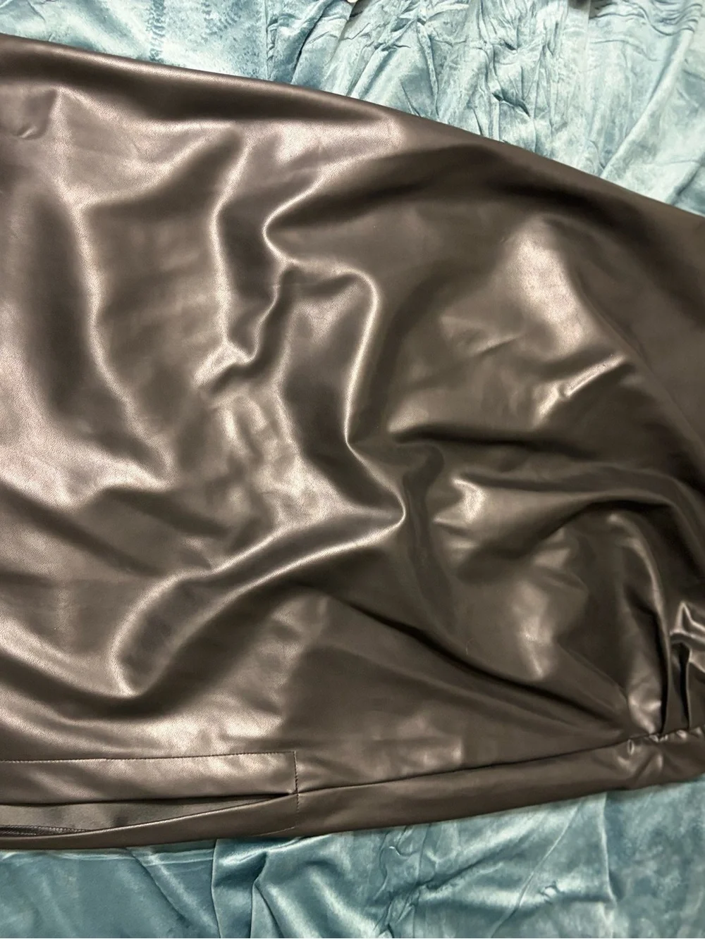 Commense Black Faux Leather Midi Skirt with Side Draping